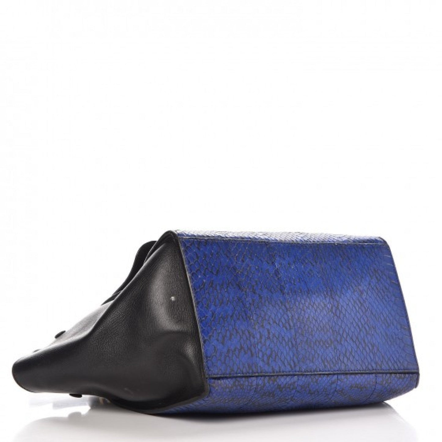 Python Medium Trapeze