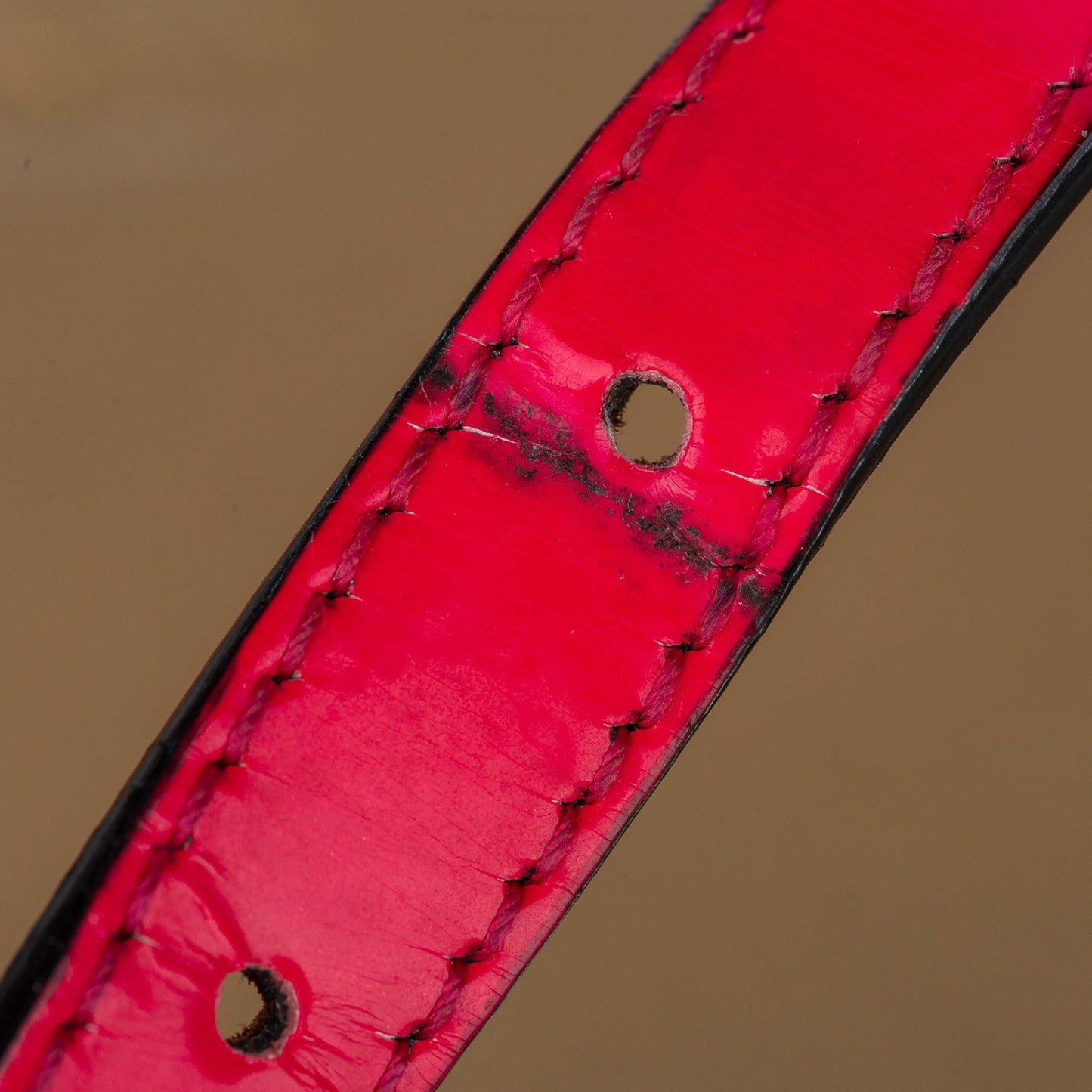 Anagram Leather Crossbody Bag