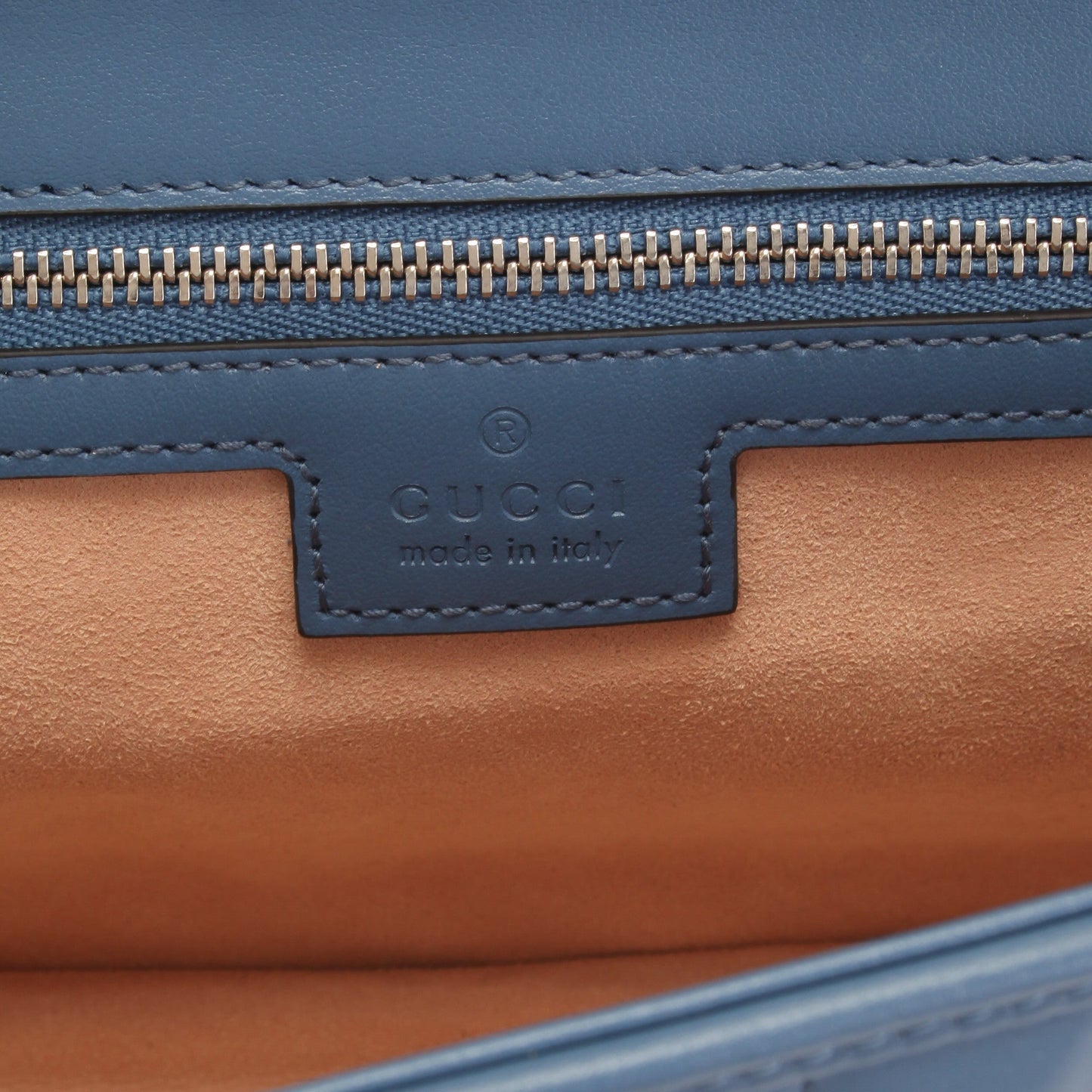 GG Marmont Small Matelasse Shoulder Bag