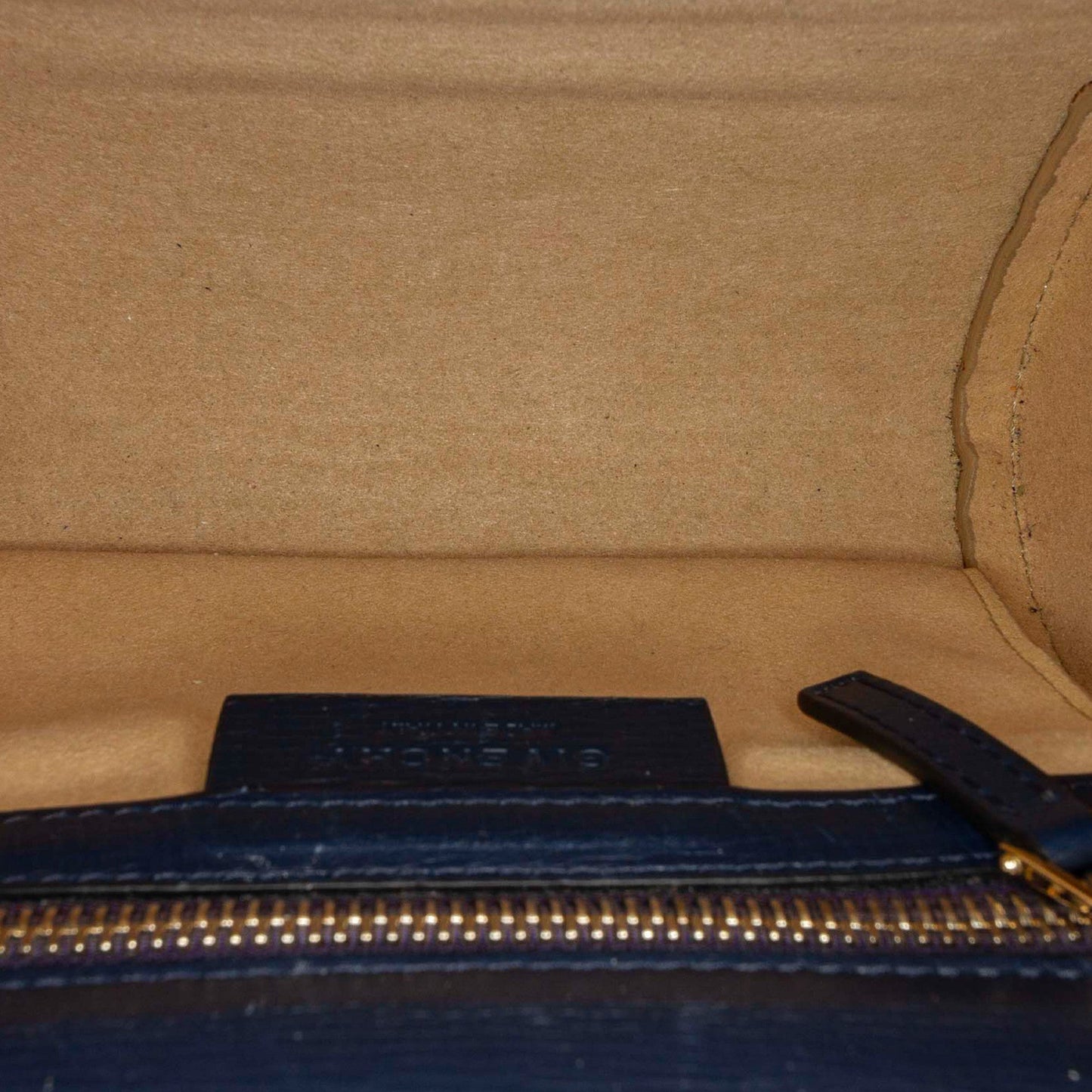Pandora Box Chain Shoulder Bag