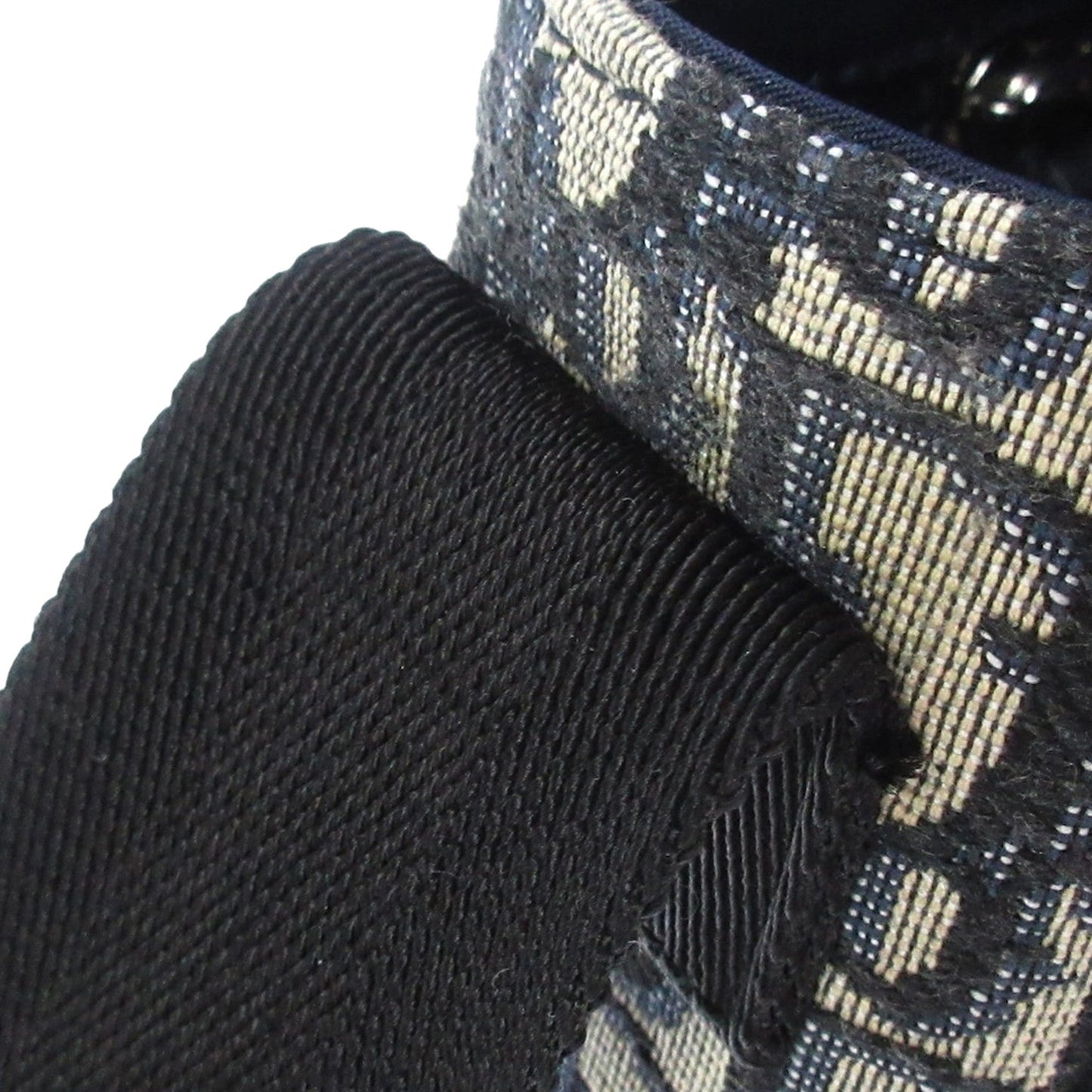 Trotter Messenger Bag