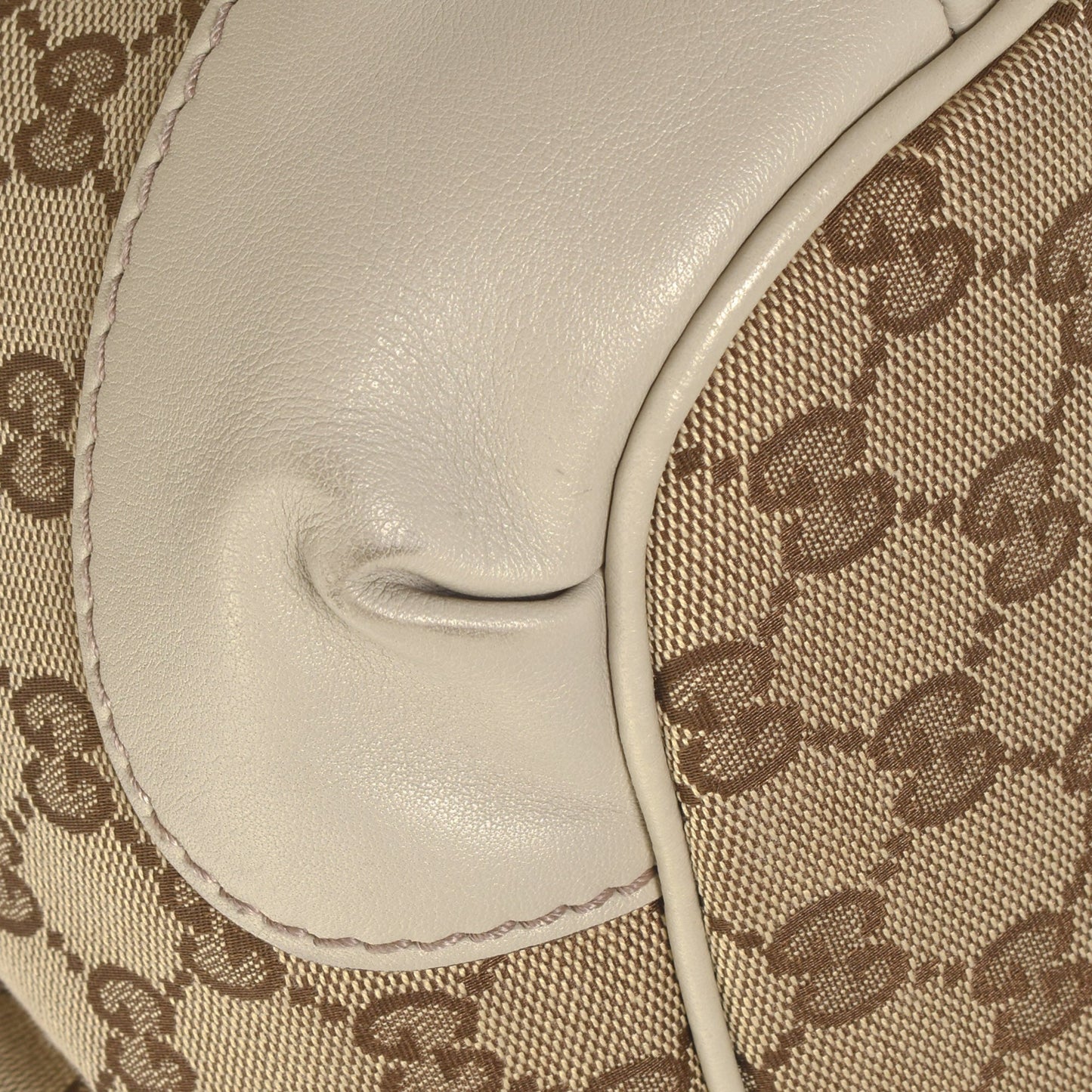 GG Canvas Sukey Handbag