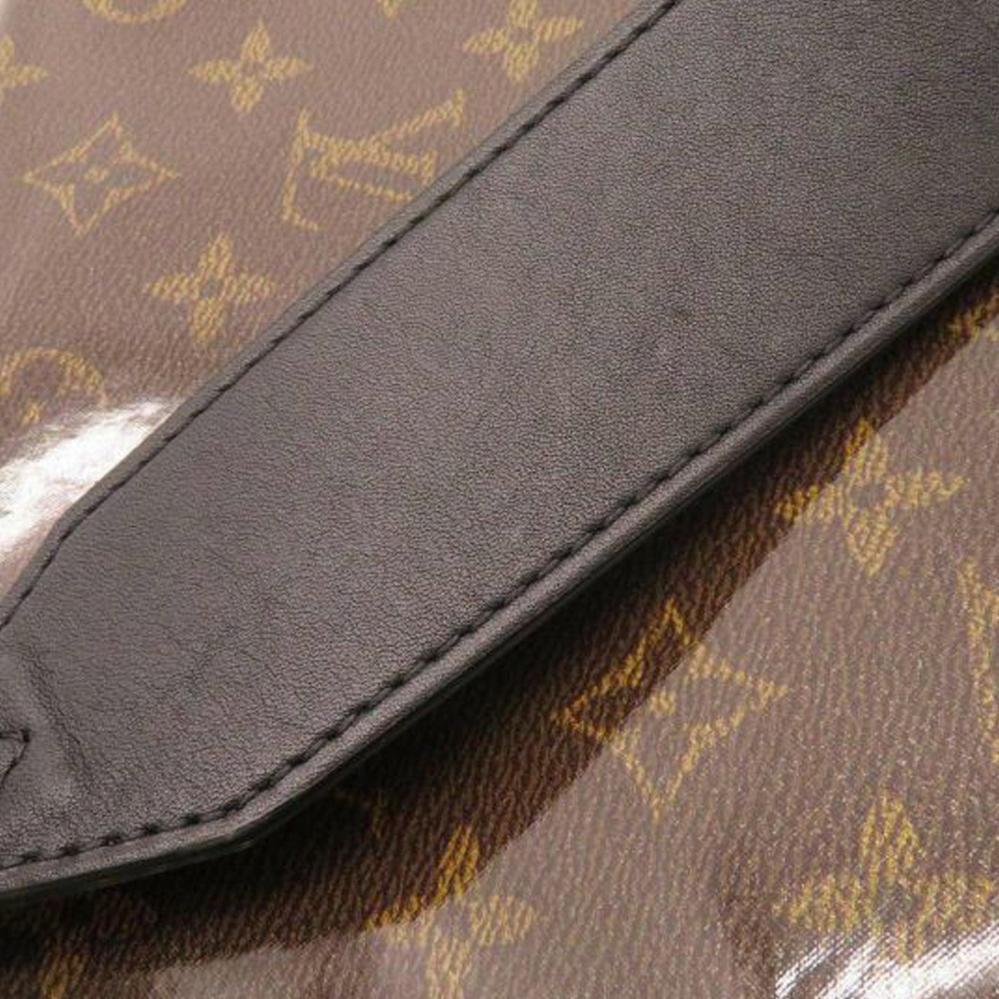 Glaze Messenger Bag