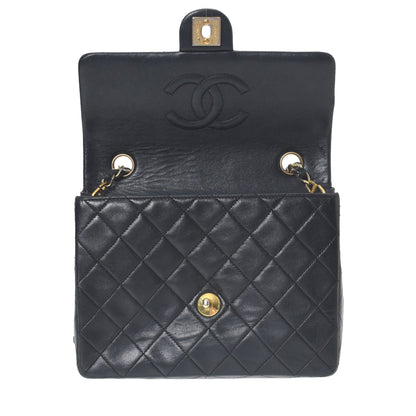 Mini Square Classic Flap