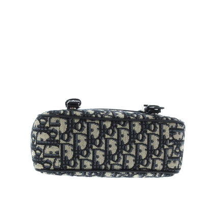 Trotter Messenger Bag